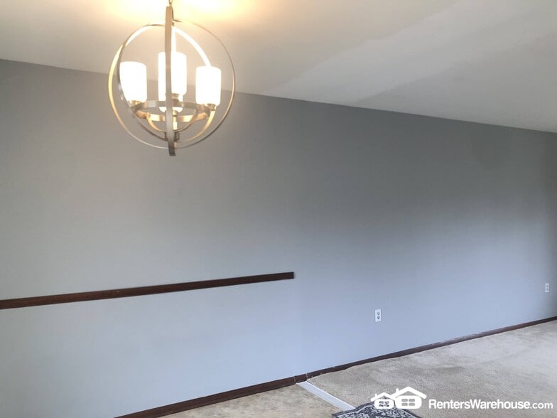 Building Photo - 2263 Misthaven Ln