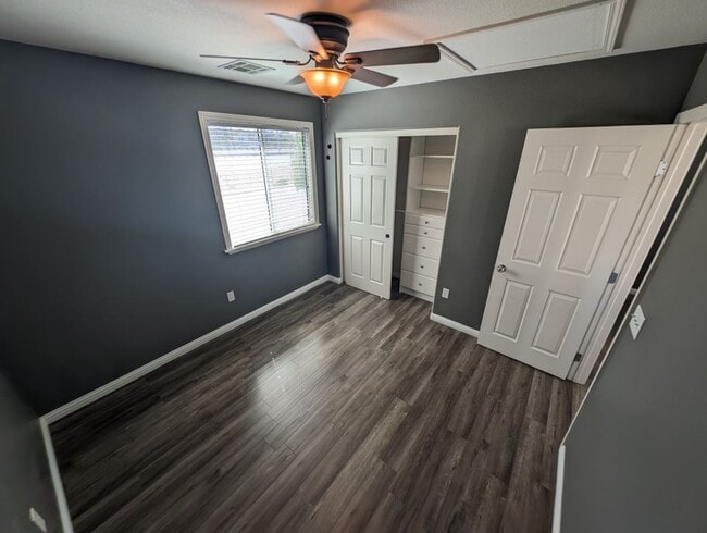 Building Photo - 9121 Spoonbill Ridge Pl