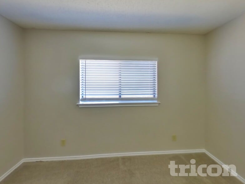 Building Photo - 6714 Barton Rock Ln