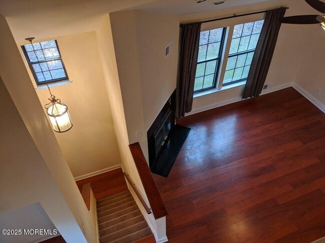 Building Photo - 94 Azalea Cir