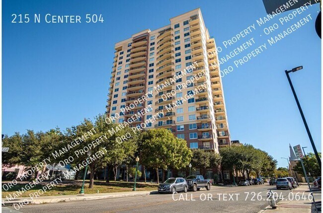 Building Photo - 215 Center St