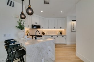 Building Photo - 8777 W Maule Ave