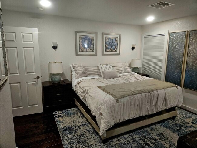 Building Photo - 3021 W Blue Sky Dr