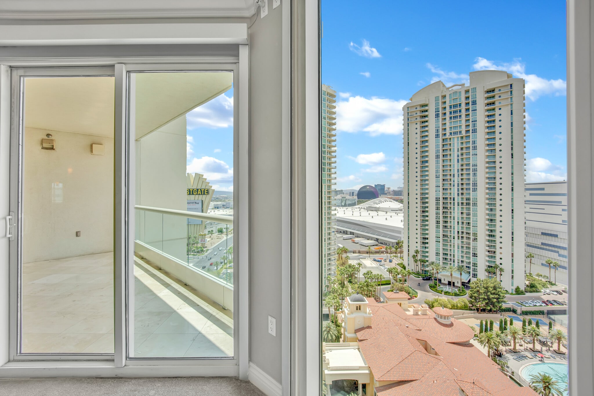 Building Photo - 2777 Paradise Rd