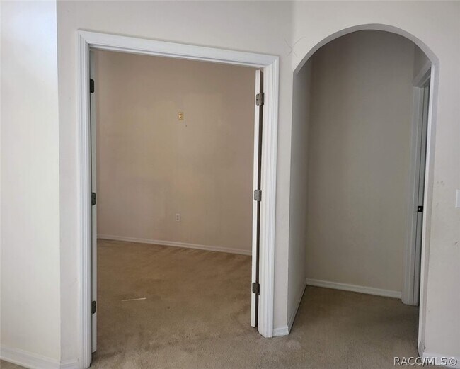 Building Photo - 2486 W Swanson Dr