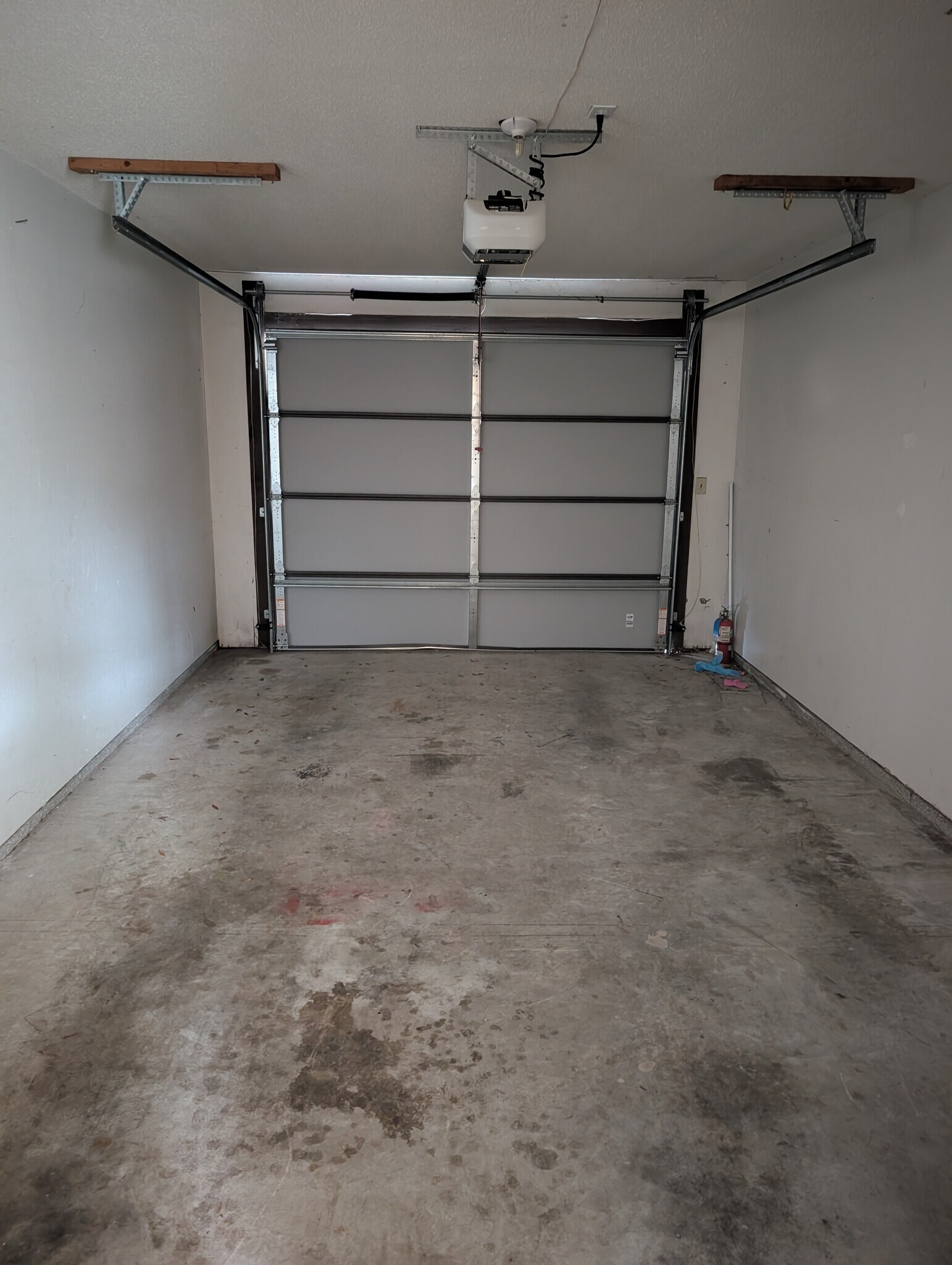 Building Photo - 371 NW Lake City Ave