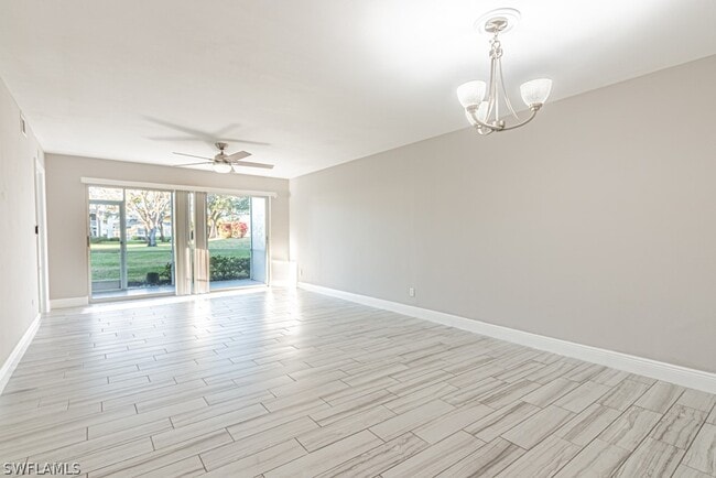 Building Photo - 1392 Churchill Cir