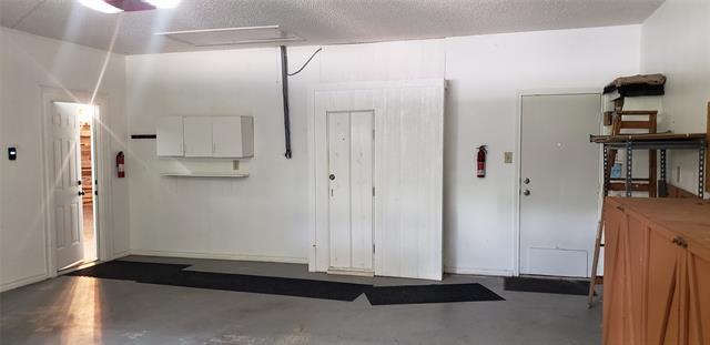 Building Photo - 7451 Lake Ridge Rd