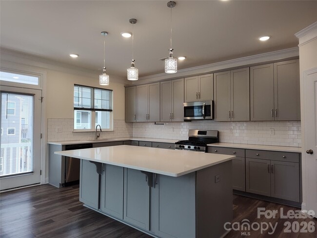 Building Photo - 10459 Glenmere Crk Cir