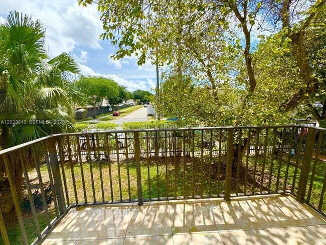 Building Photo - 8600 SW 109th Ave