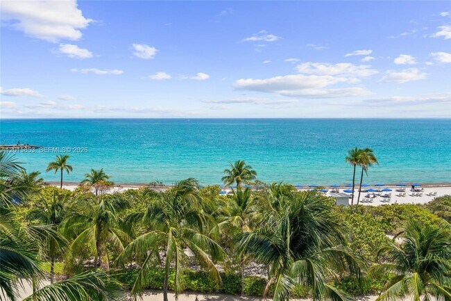 Building Photo - 10275 Collins Ave
