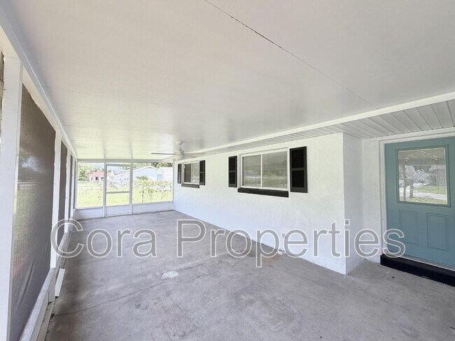 Building Photo - 825 Avenue Y NW