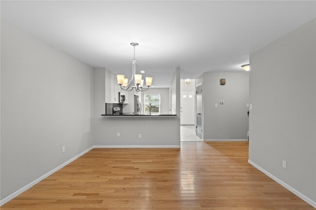 Building Photo - 178 Cascade Cir Dr