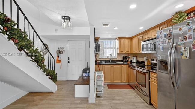 Building Photo - 200 NW 87th Ave