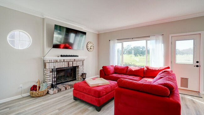 Building Photo - 9520 Wellington Cir