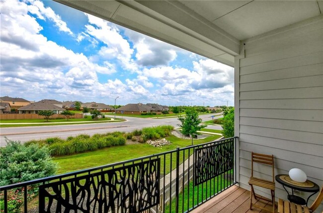 Building Photo - 18003 Pomelo Ln