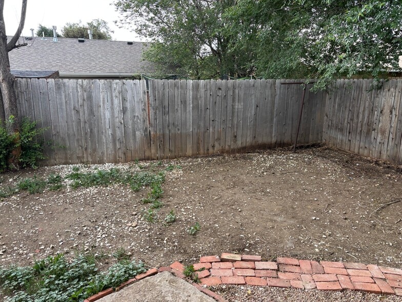 Building Photo - 369 Fairway S