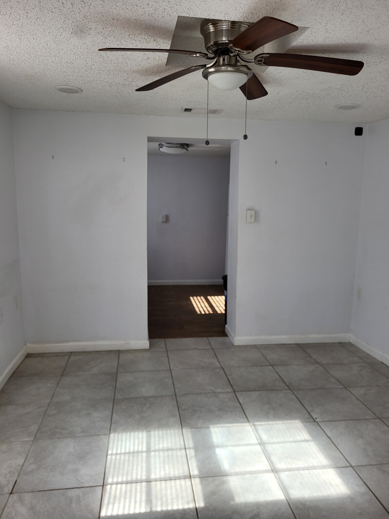 Building Photo - 3401 Belfort Ave
