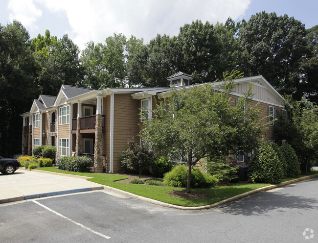 Building Photo - The Madison at Village Green