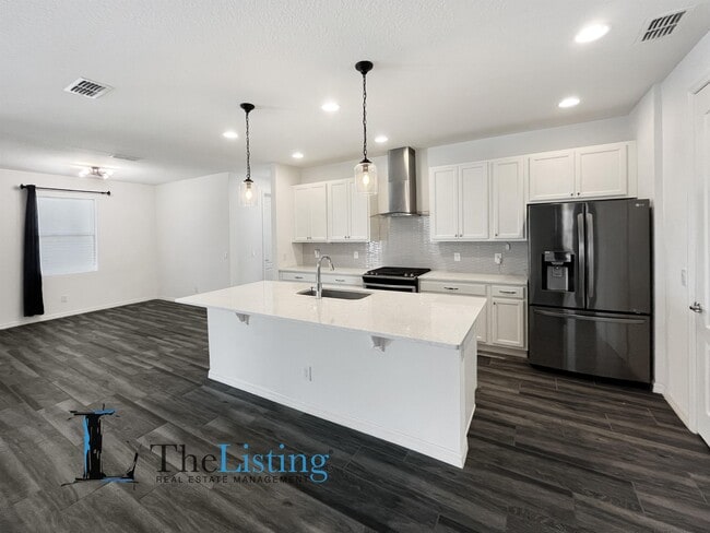 Building Photo - 14359 Shocklach Dr