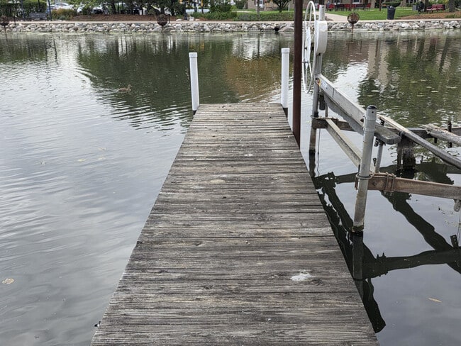 Building Photo - 3407 Venice Ave