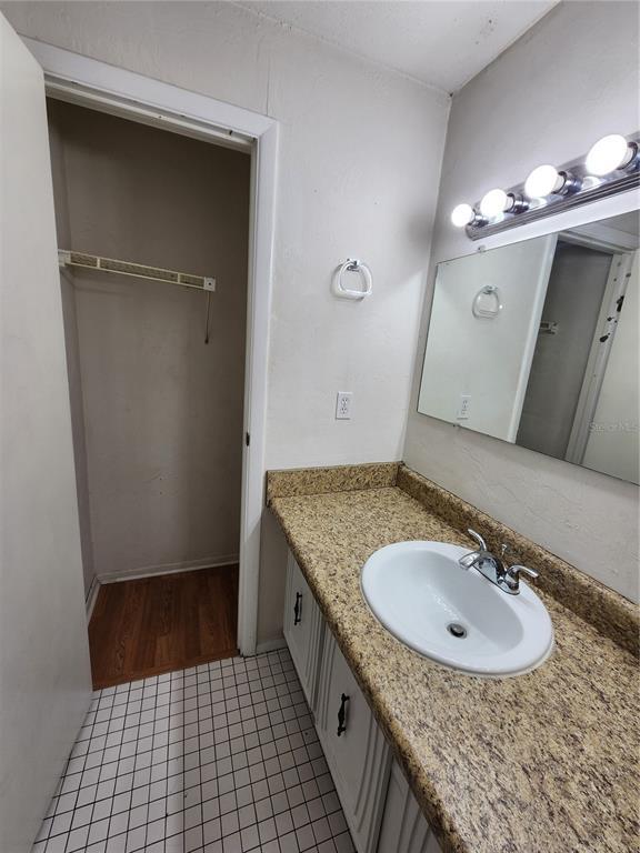 Building Photo - 719 SW 75th St