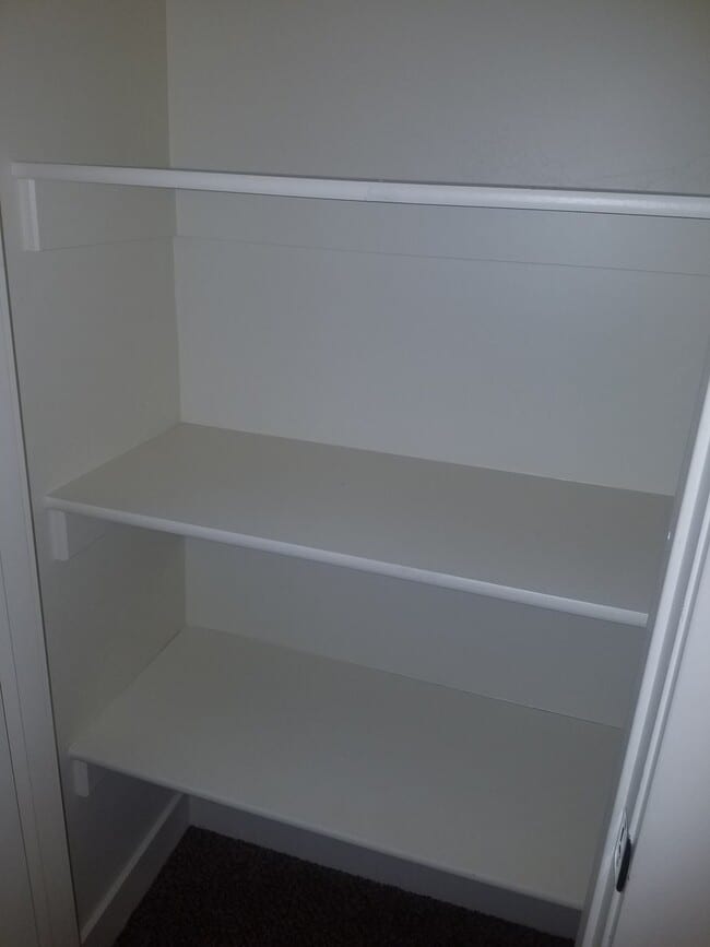 Building Photo - Desirable 2 bed, 2.5 bath Lincoln Park tow...