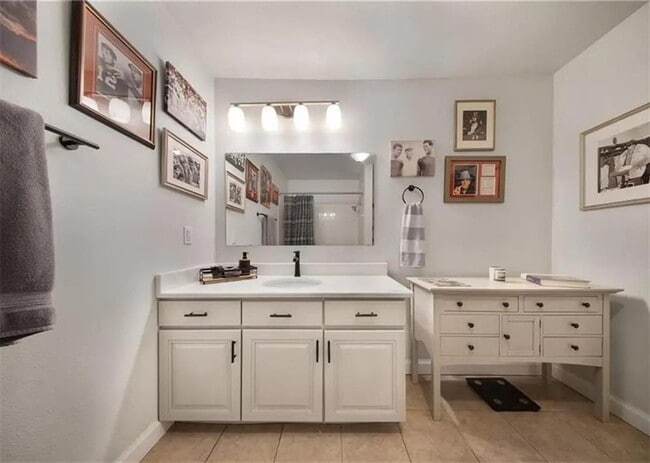 Building Photo - 308 St Louis St