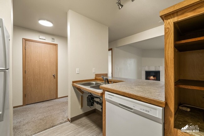 Building Photo - 4611 Juneau St