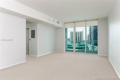 Building Photo - 950 Brickell Bay Dr