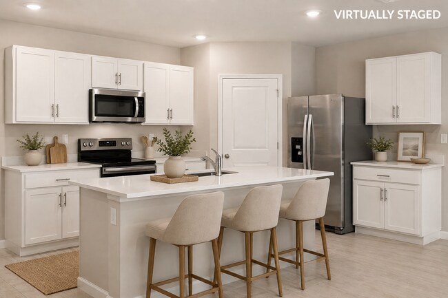 Building Photo - Spacious 4-Bedroom Gem with 2 Full Baths in Charming Punta Gorda Oasis!