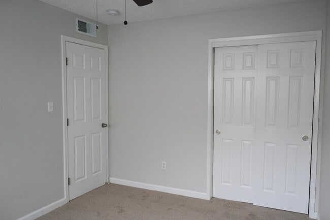 Building Photo - 4310 N Barcus Ave