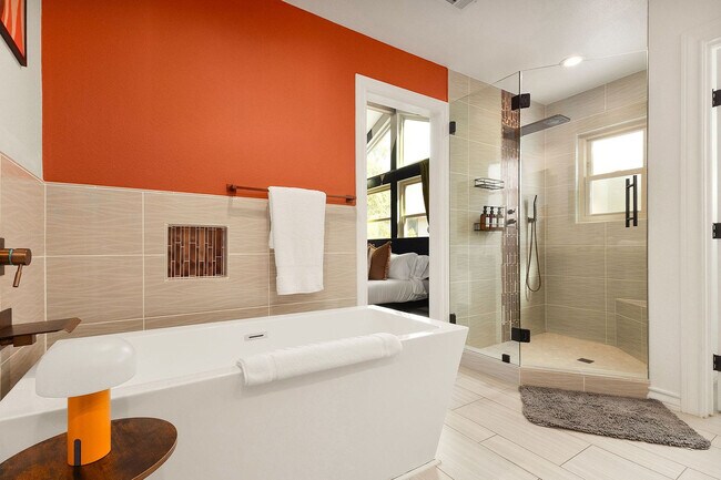 Building Photo - 13702 Yellow Oak Cir