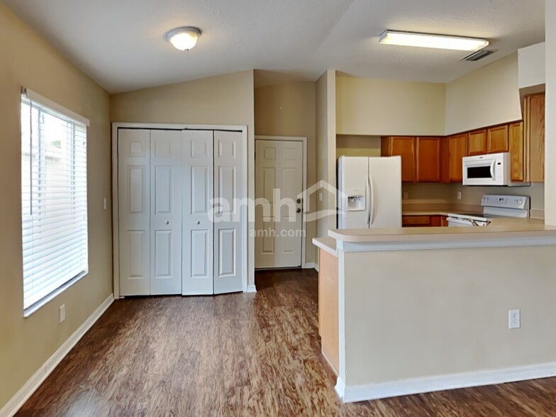 Building Photo - 505 Lindsay Anne Ct