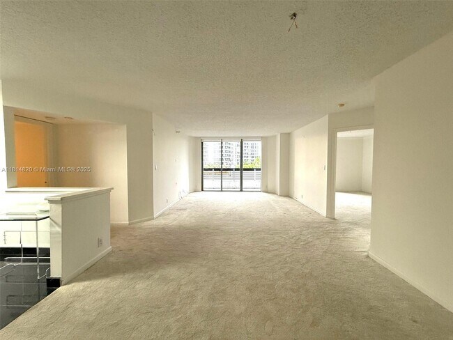 Building Photo - 3530 Mystic Pointe Dr