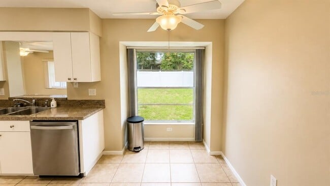 Building Photo - 3435 Dunbar Dr