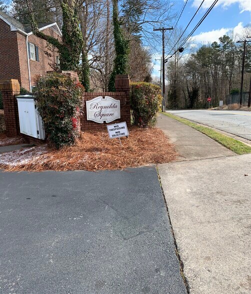 Building Photo - 133 Columbine Dr. Unit # 113