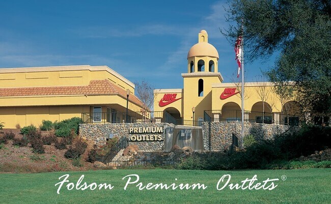 Building Photo - 677 Addison Ln