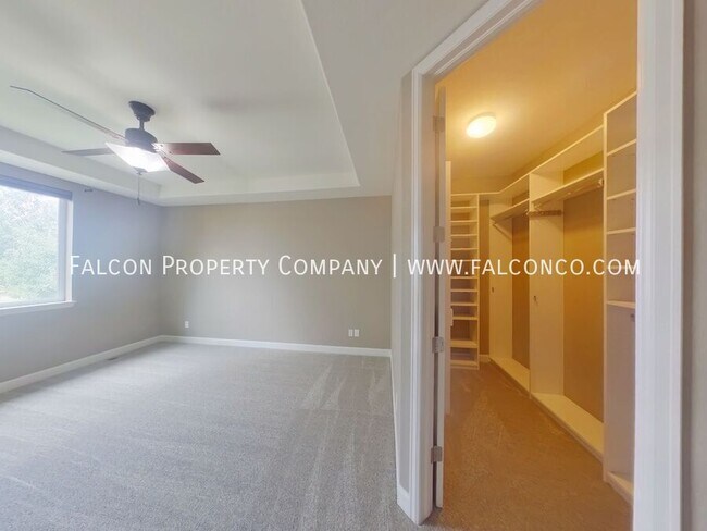 Building Photo - 7162 Laurel Cherry Ct
