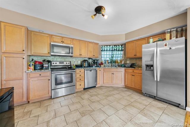 Building Photo - 448 Old Mountain Rd