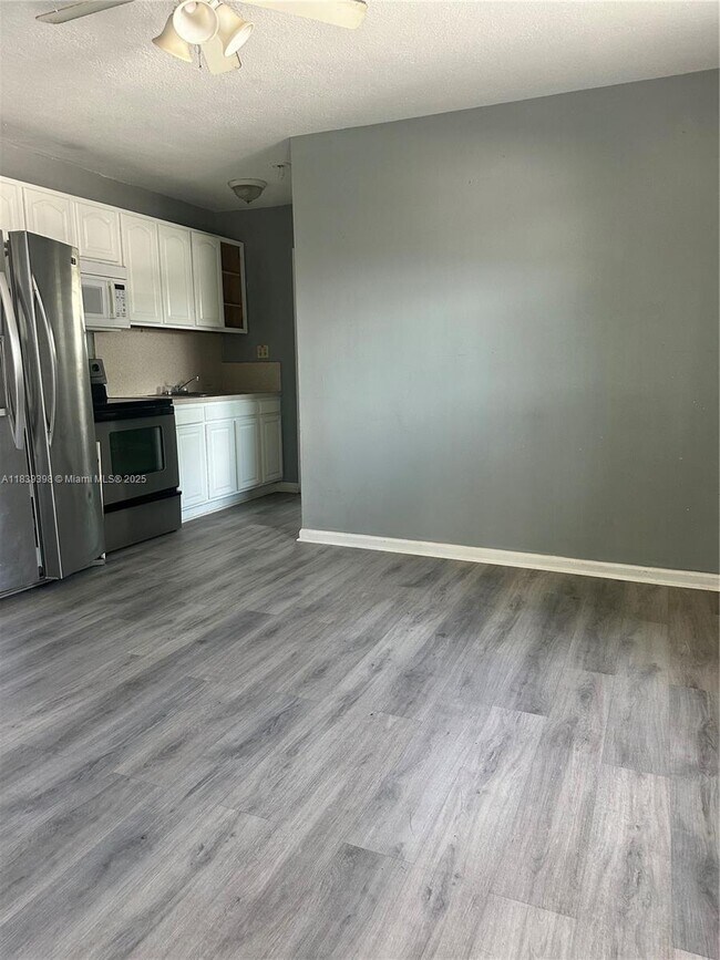 3971 SW 12th Pl 3971 SW 12th - 3971 Sw 12th Pl Fort Lauderdale Fl Building Photo