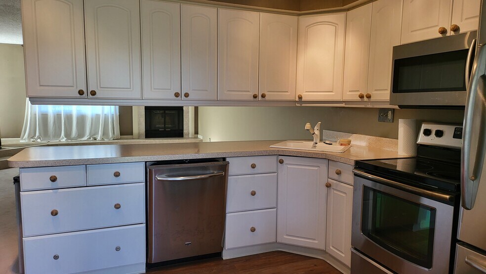 Building Photo - 348 New Market Ct