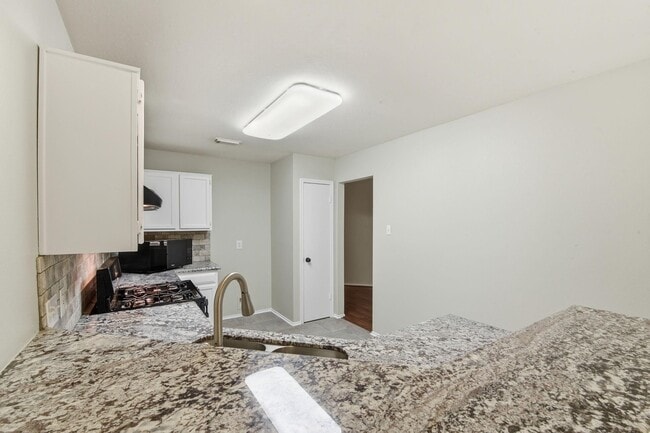 Building Photo - 30834 Melita Dr