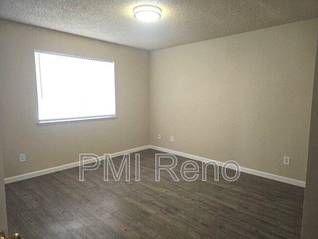 Building Photo - 4319 Pescado Way