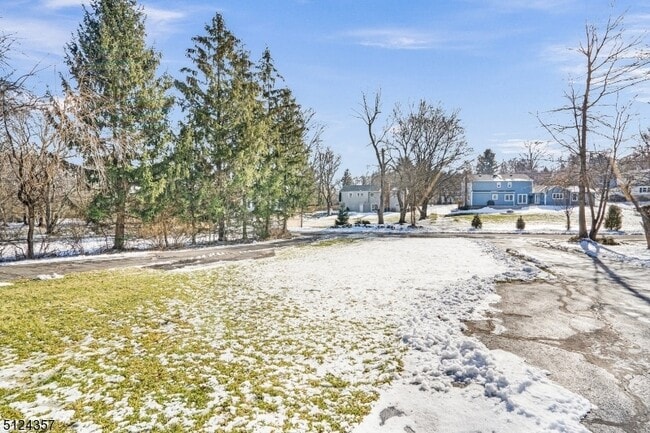 Building Photo - 1 Tempe Wick Rd