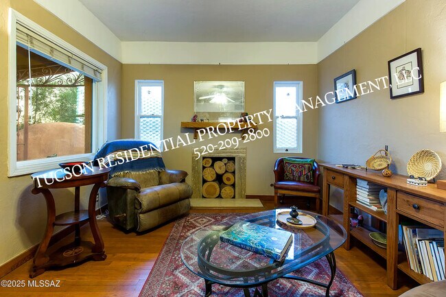 Building Photo - 3275 E Pima St