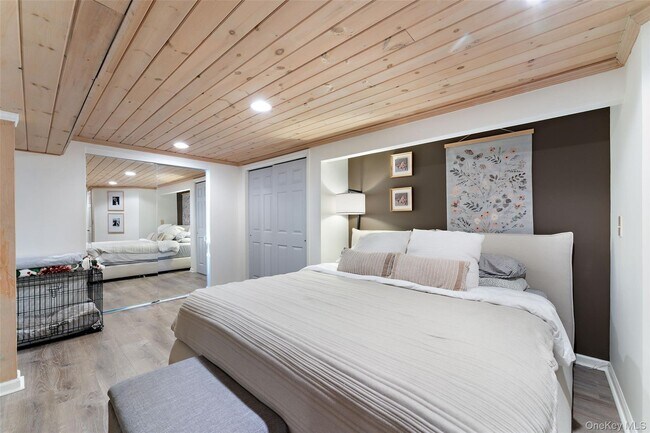 Building Photo - 14 Earlwood Dr