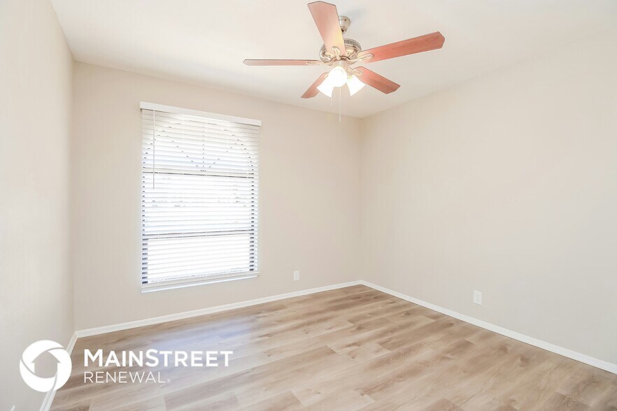 Building Photo - 842 S Revolta Cir