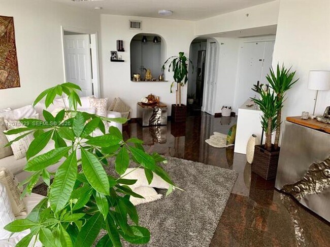 Building Photo - 6301 Collins Ave