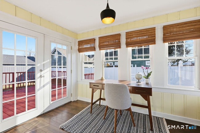 Building Photo - 82 Miller Ave